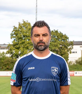 Cheftrainer Dinko Radojevic
