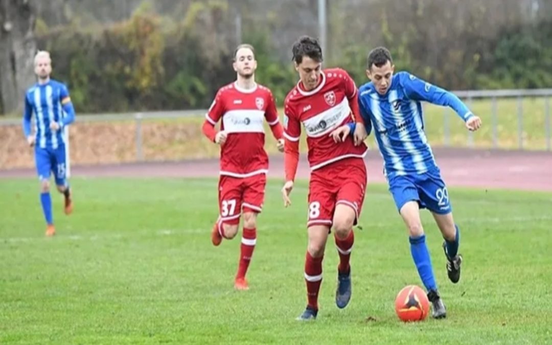 TSV Neu-Ulm  –  SV Ebersbach 3:4 (0:2)